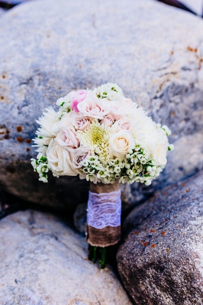 Stunning bridal bouquet photo